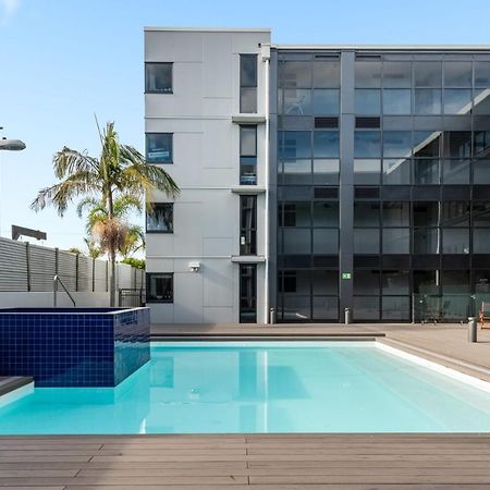 Central Mount Apartment, Quiet And Spacious With Pool Mount Maunganui Esterno foto