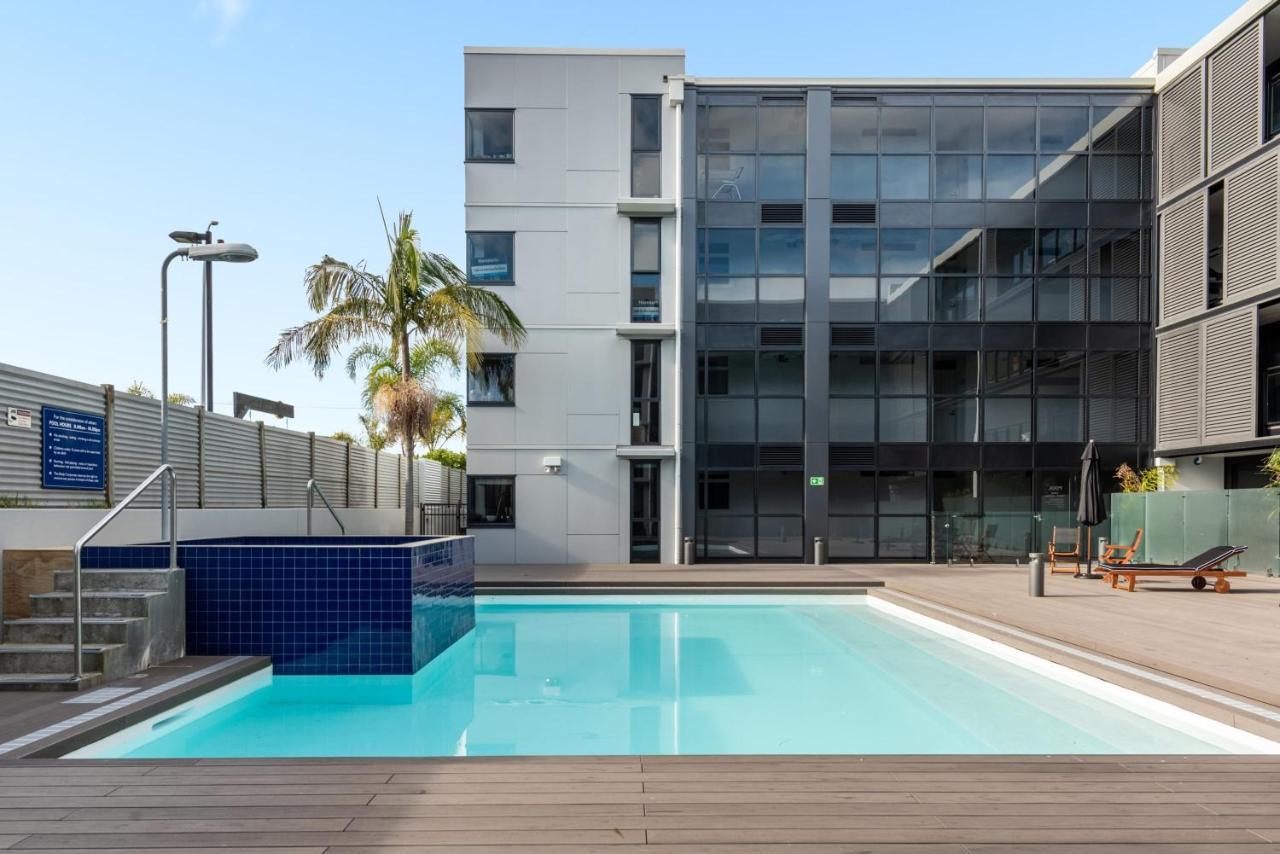 Central Mount Apartment, Quiet And Spacious With Pool Mount Maunganui Esterno foto